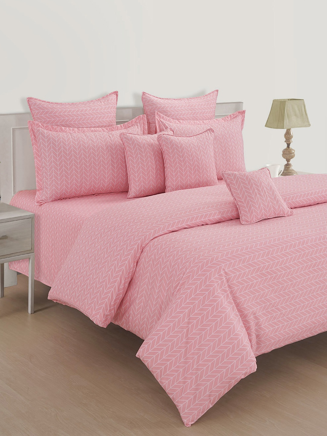 

SWAYAM Pink Magic Geometric 180 TC Microfiber Double Bedsheet Set