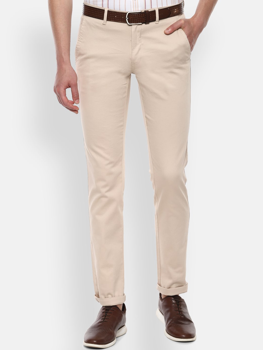 

Van Heusen Sport Men Cream-Coloured Slim Fit Solid Chinos