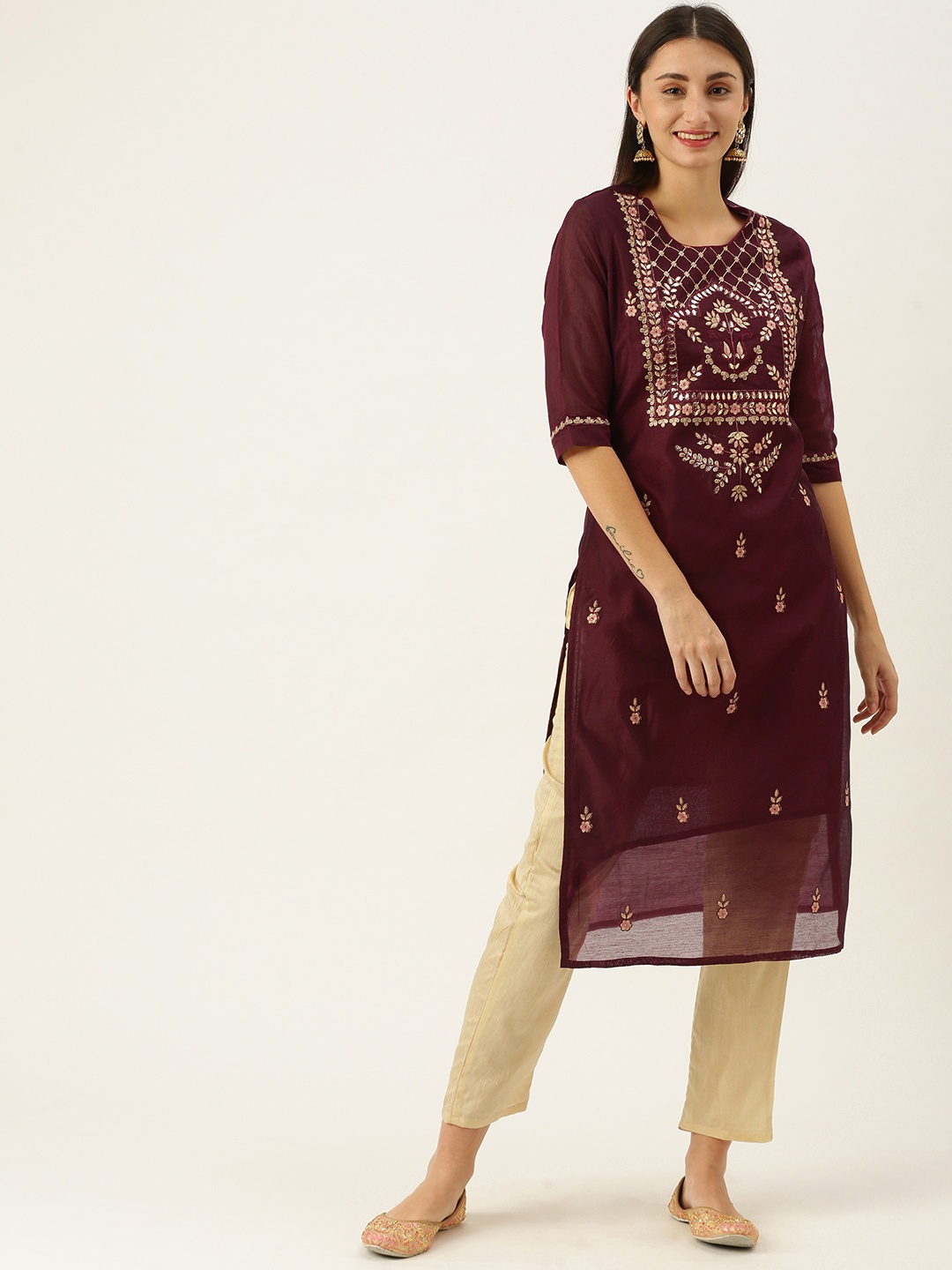 

SWAGG INDIA Women Maroon Ethnic Motifs Embroidered Regular Thread Work Kurta Set