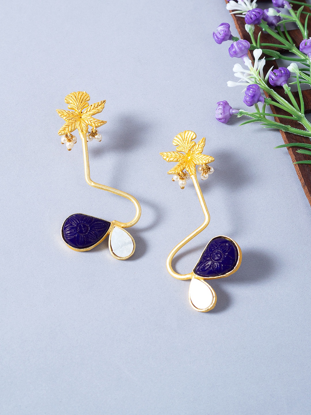 

Golden Peacock Blue & Gold-Toned Floral Studs Earrings