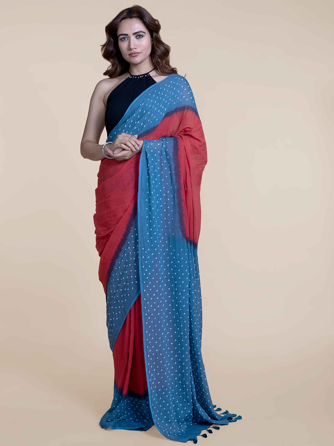 

Suta Red & Blue Bandhani Pure Cotton Saree