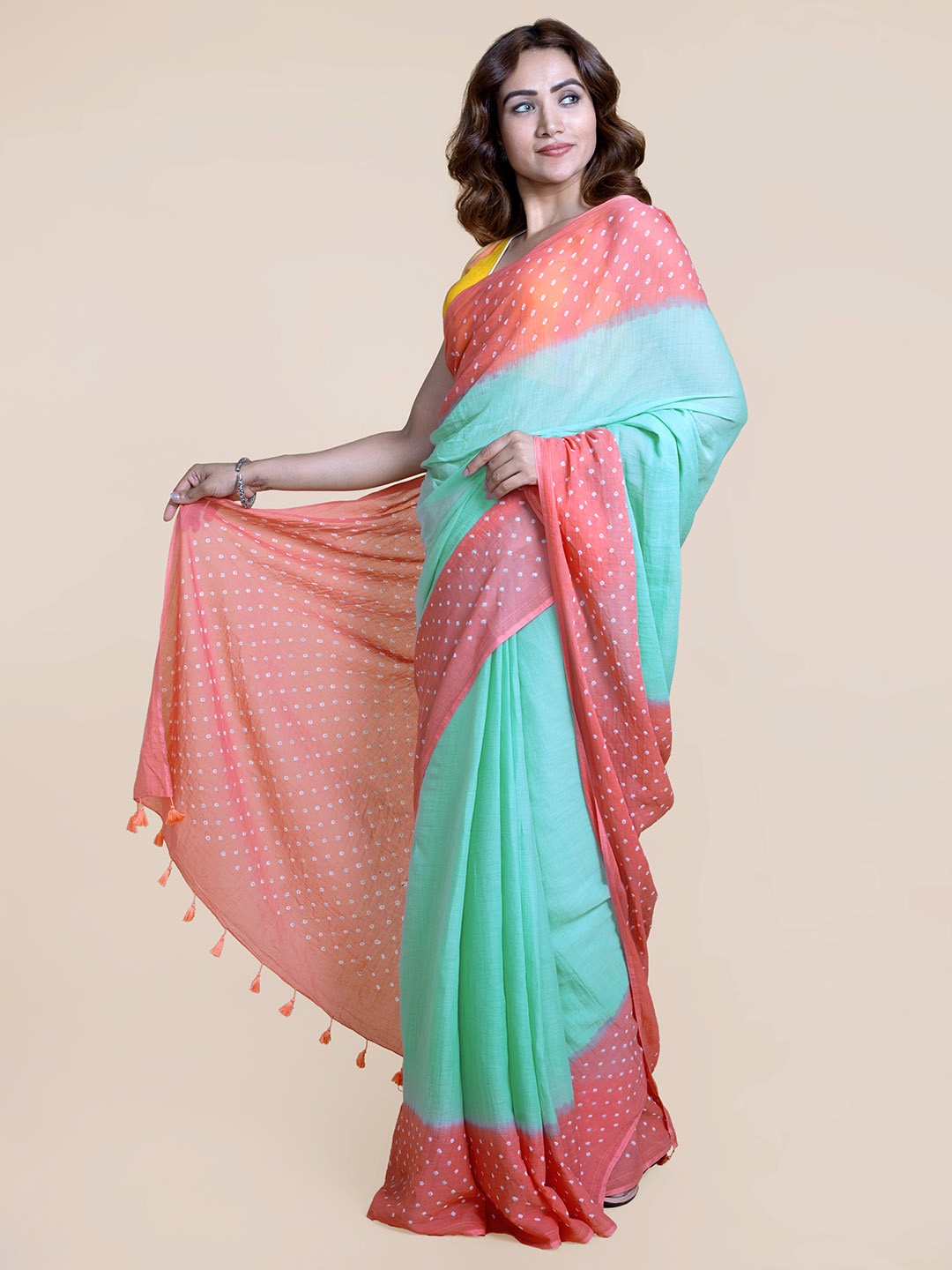 

Suta Blue & Peach-Coloured Pure Cotton Saree