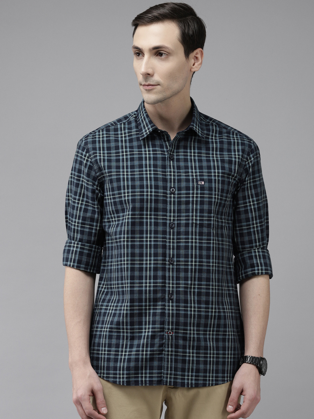 

Arrow Men Navy Blue Pure Cotton Manhattan Slim Fit Tartan Checks Casual Shirt