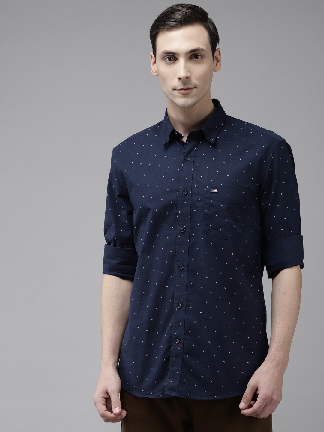 

Arrow Men Navy Blue Pure Cotton Slim Fit Printed Casual Shirt