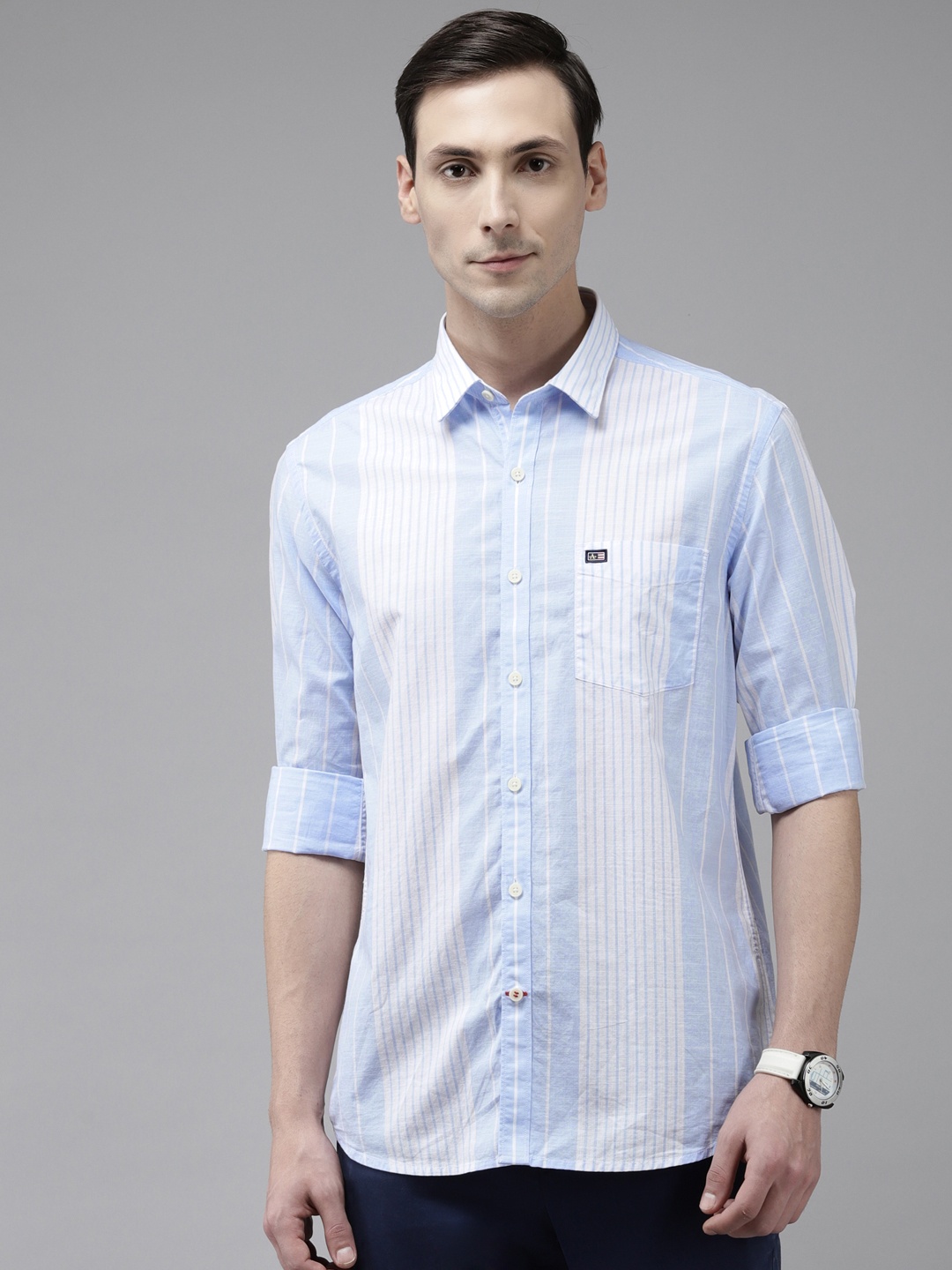 

Arrow Men Blue & White Pure Cotton Slim Fit Striped Casual Shirt