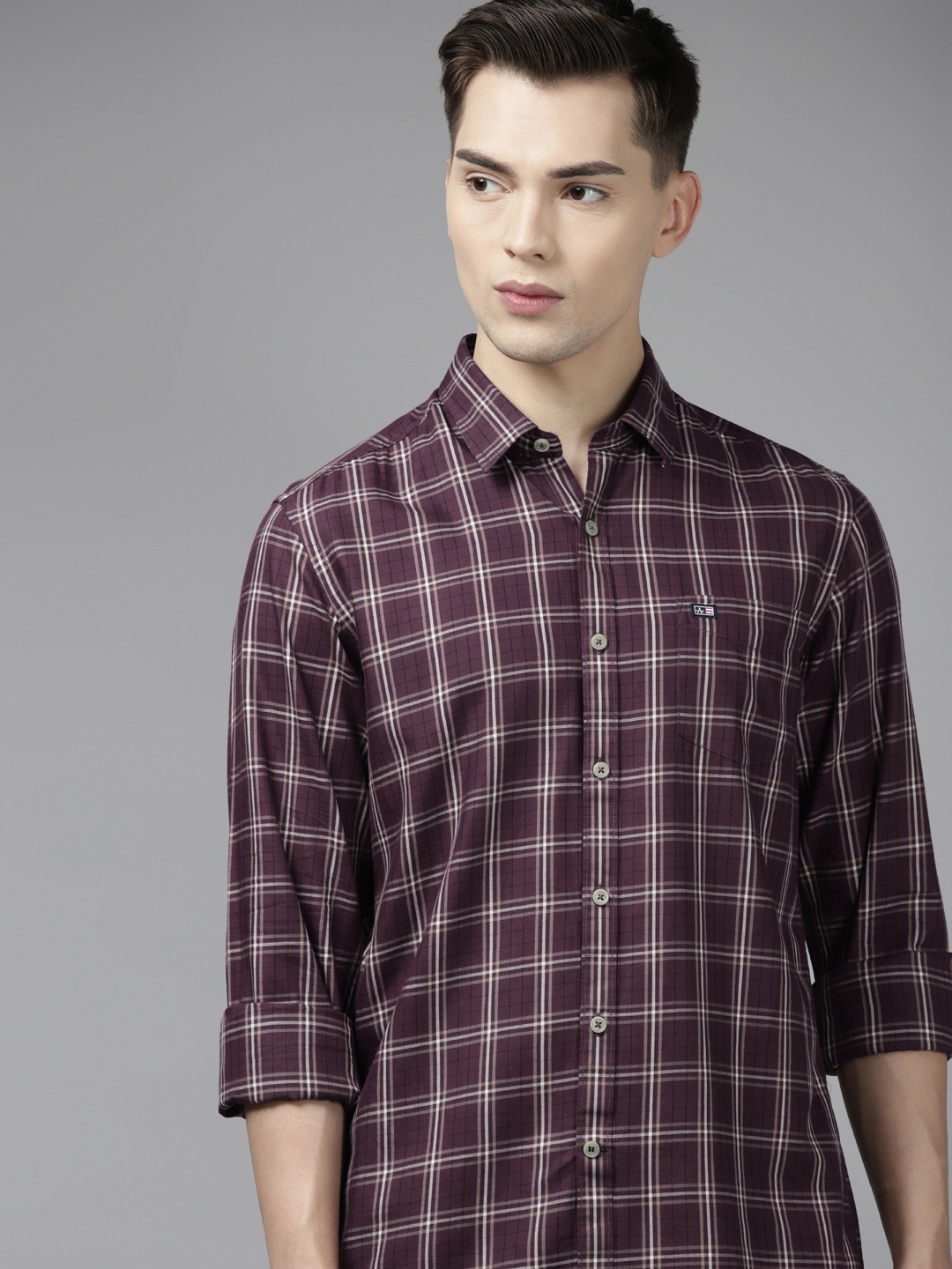 

Arrow Men Purple & White Cotton Slim Fit Windowpane Checked Casual Shirt