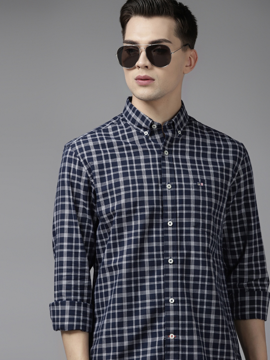 

Arrow Men Navy Blue & Off White Slim Fit Tartan Checked Pure Cotton Shirt