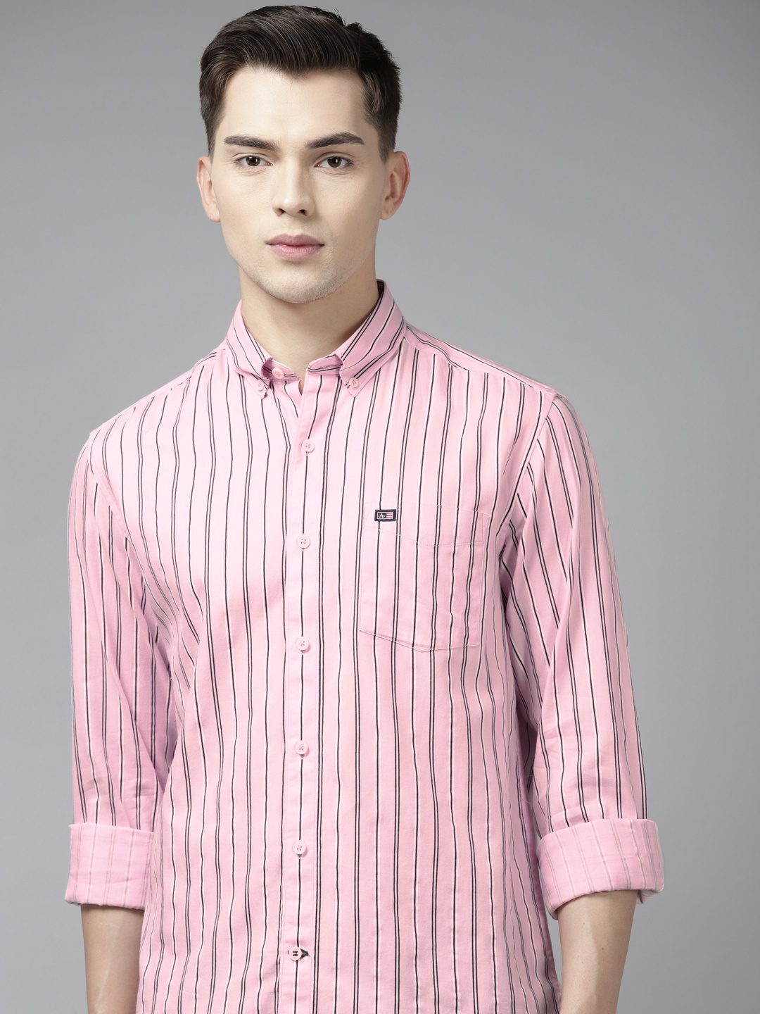 

Arrow Men Pink & Black Slim Fit Striped Pure Cotton Shirt