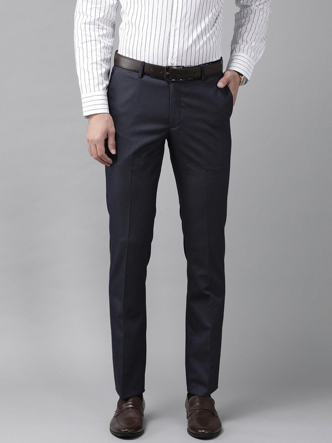

Arrow Men Navy Blue Solid Tapered Fit Formal Trousers