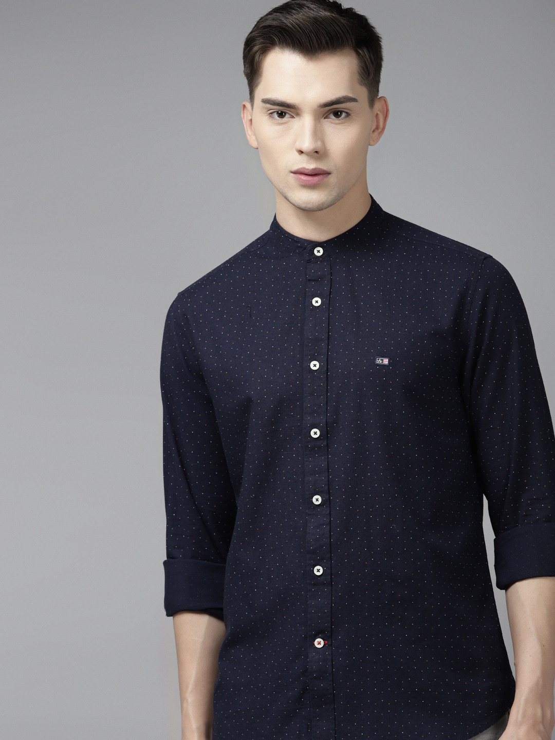 

Arrow Men Navy Blue & White Pure Cotton Slim Fit Polka Dot Print Casual Shirt