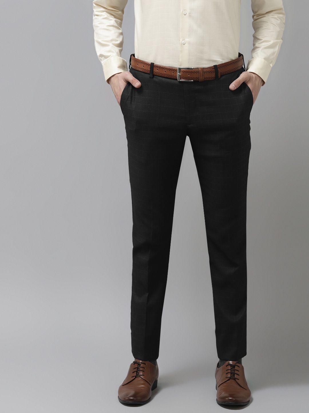 

Arrow Men Black Checked Tapered Fit Trousers