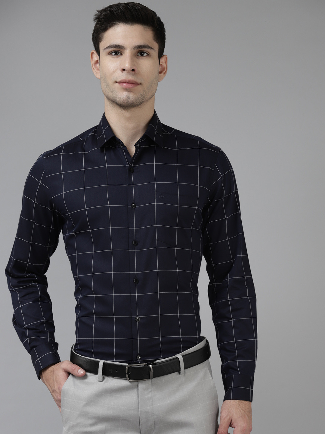 

Arrow Men Navy Blue & White Cotton Windowpane Checks Slim Fit Formal Shirt