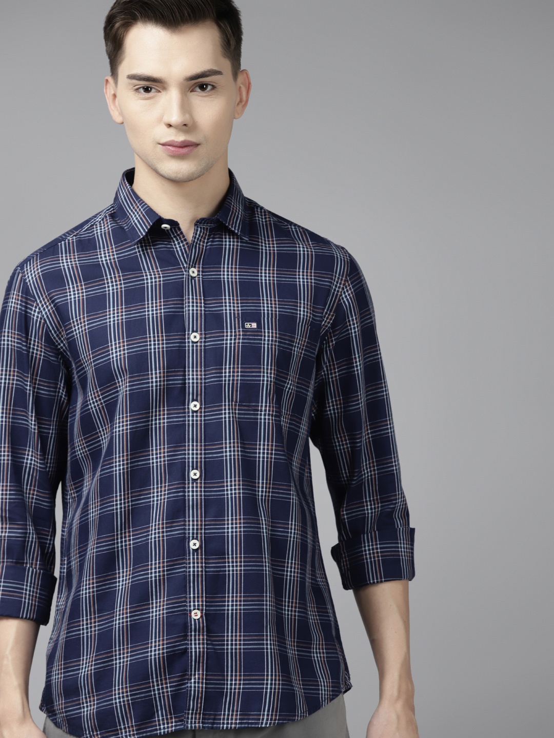 

Arrow Men Navy Blue Pure Cotton Slim Fit Checked Casual Shirt