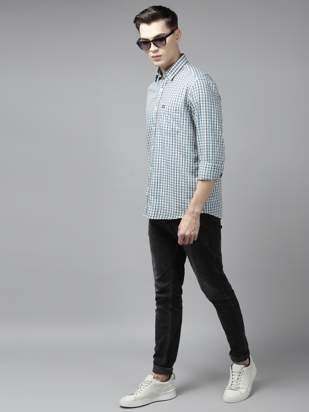 

Arrow Men Blue & Off-White Pure Cotton Slim Fit Tartan Checks Casual Shirt