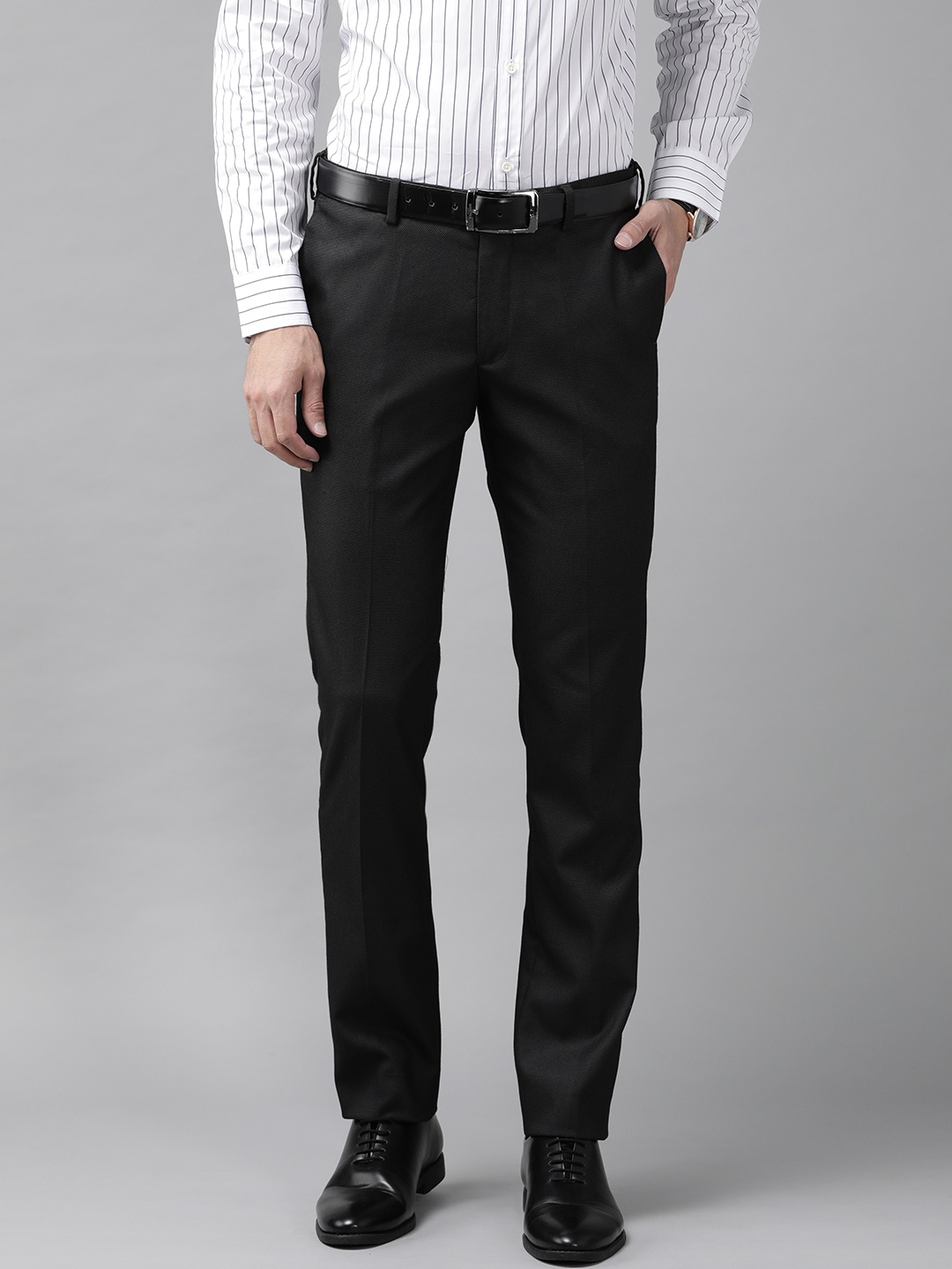 

Arrow Men Black Solid Hudson Tailored Fit Formal Trousers