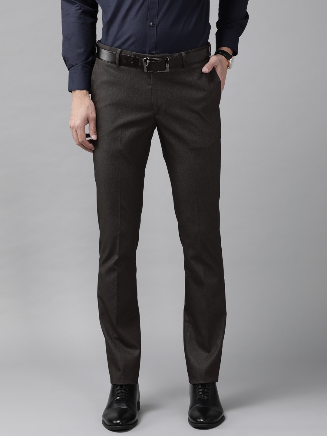 

Arrow Men Mid-Rise Textured Formal Trousers, Brown