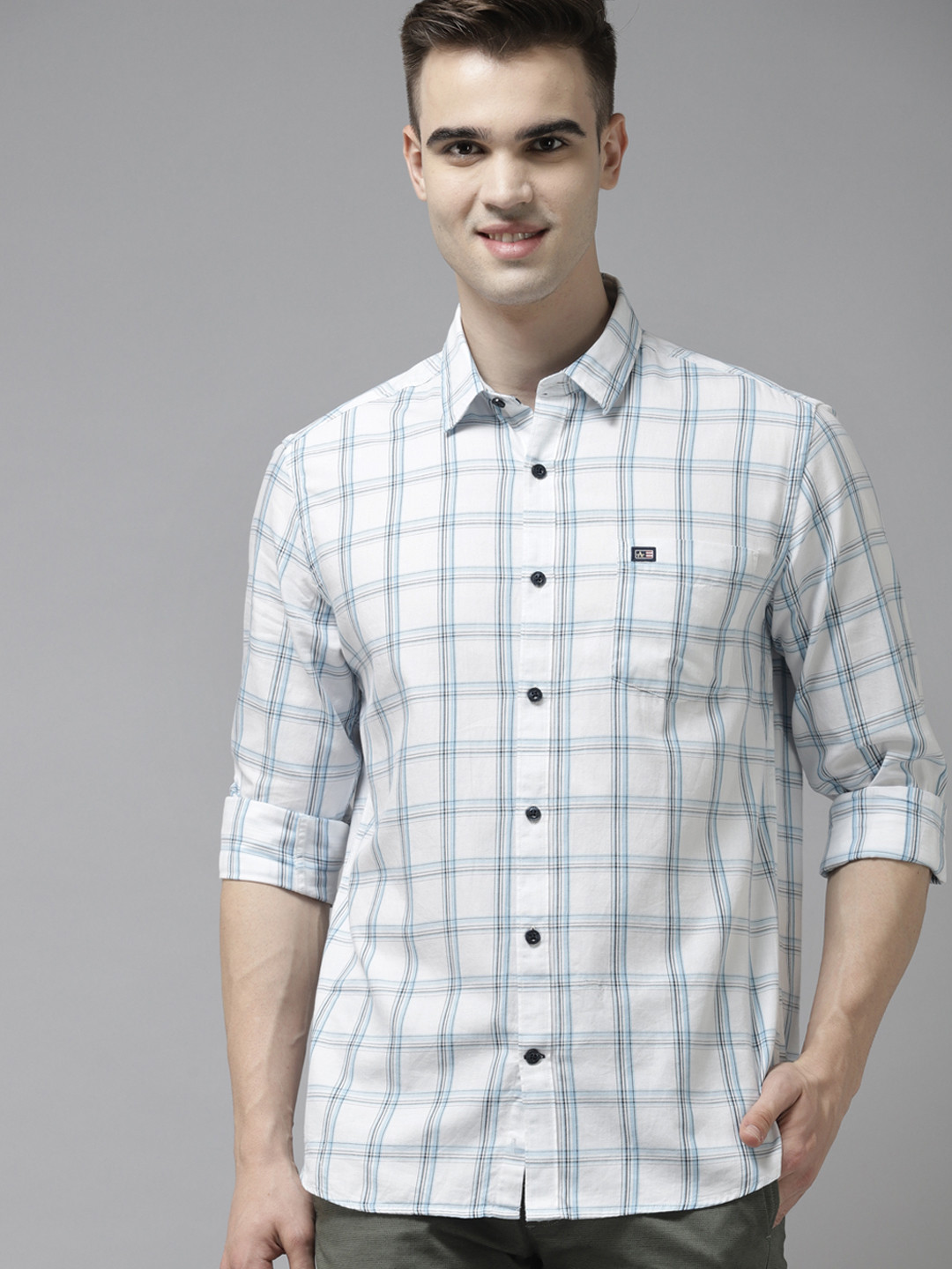 

Arrow Men White & Blue Slim Fit Windowpane Checked Casual Shirt