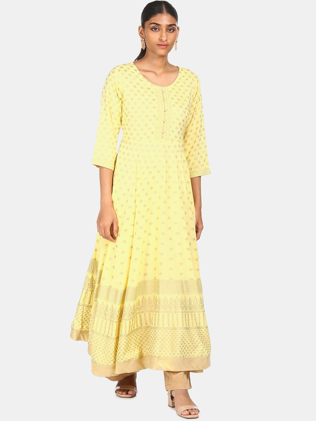 

Anahi Women Yellow Floral Printed Anarkali Kurta
