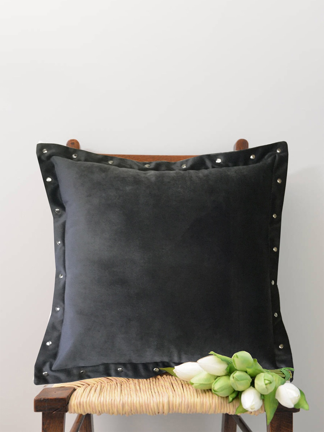 

Lushomes Grey Velvet Square Cushion Covers