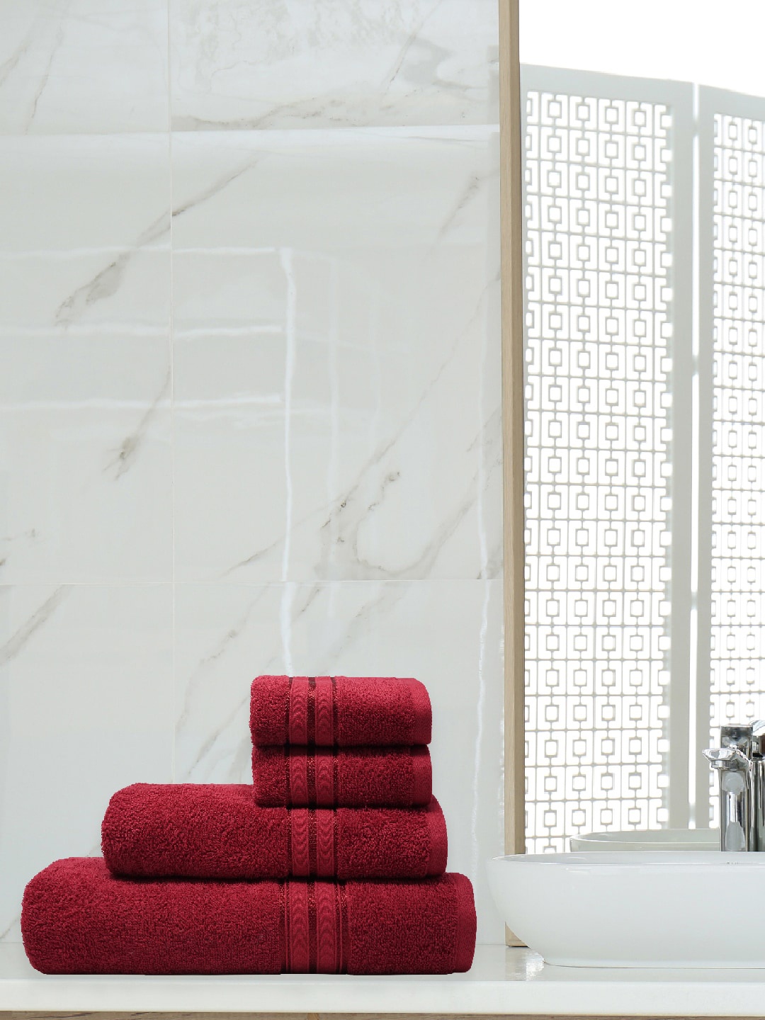 

Trident Set Of 4 Maroon Solid 450 GSM Pure Cotton Towels