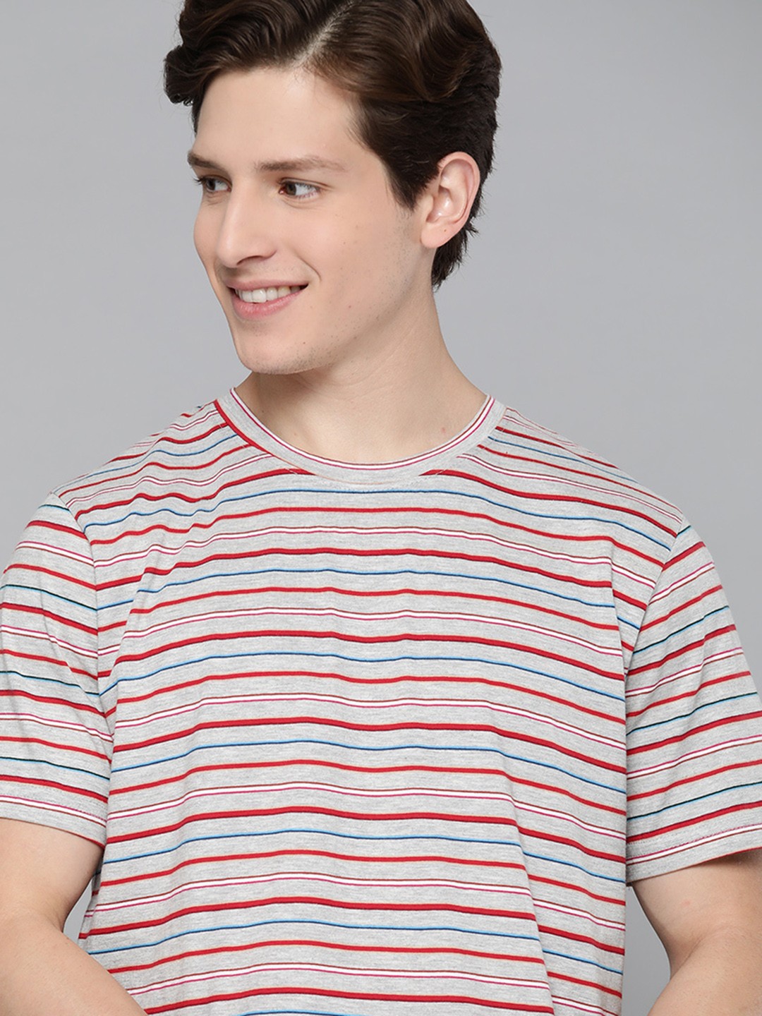 

Mast & Harbour Men Grey Melange & Red Pure Cotton Striped T-shirt