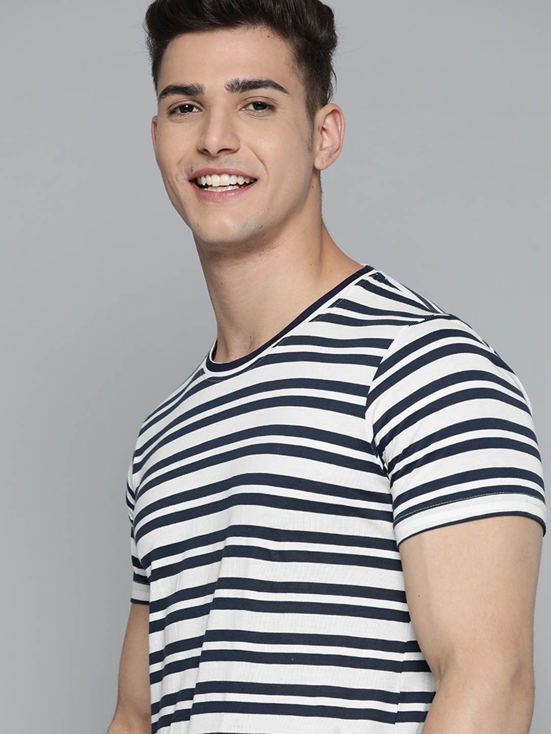 

Mast & Harbour Men Navy Blue & White Striped Pure Cotton T-shirt