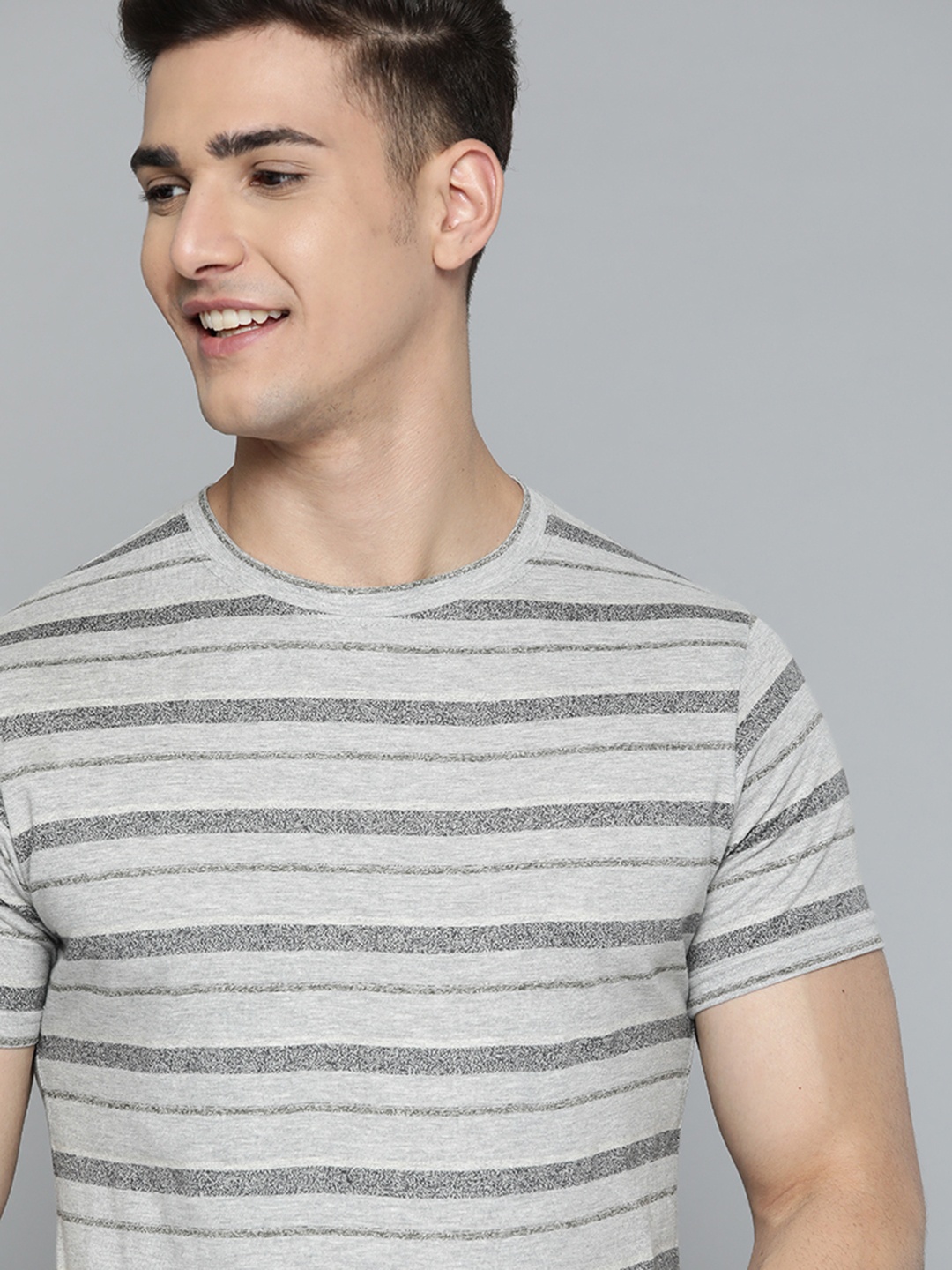 

Mast & Harbour Men Grey Melange Striped Pure Cotton T-shirt