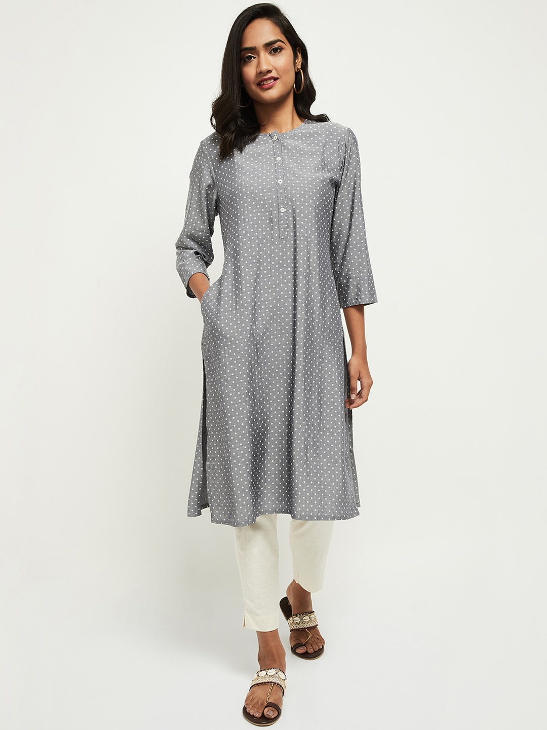 

max Women Grey Printed Regular Kurta with Trousers