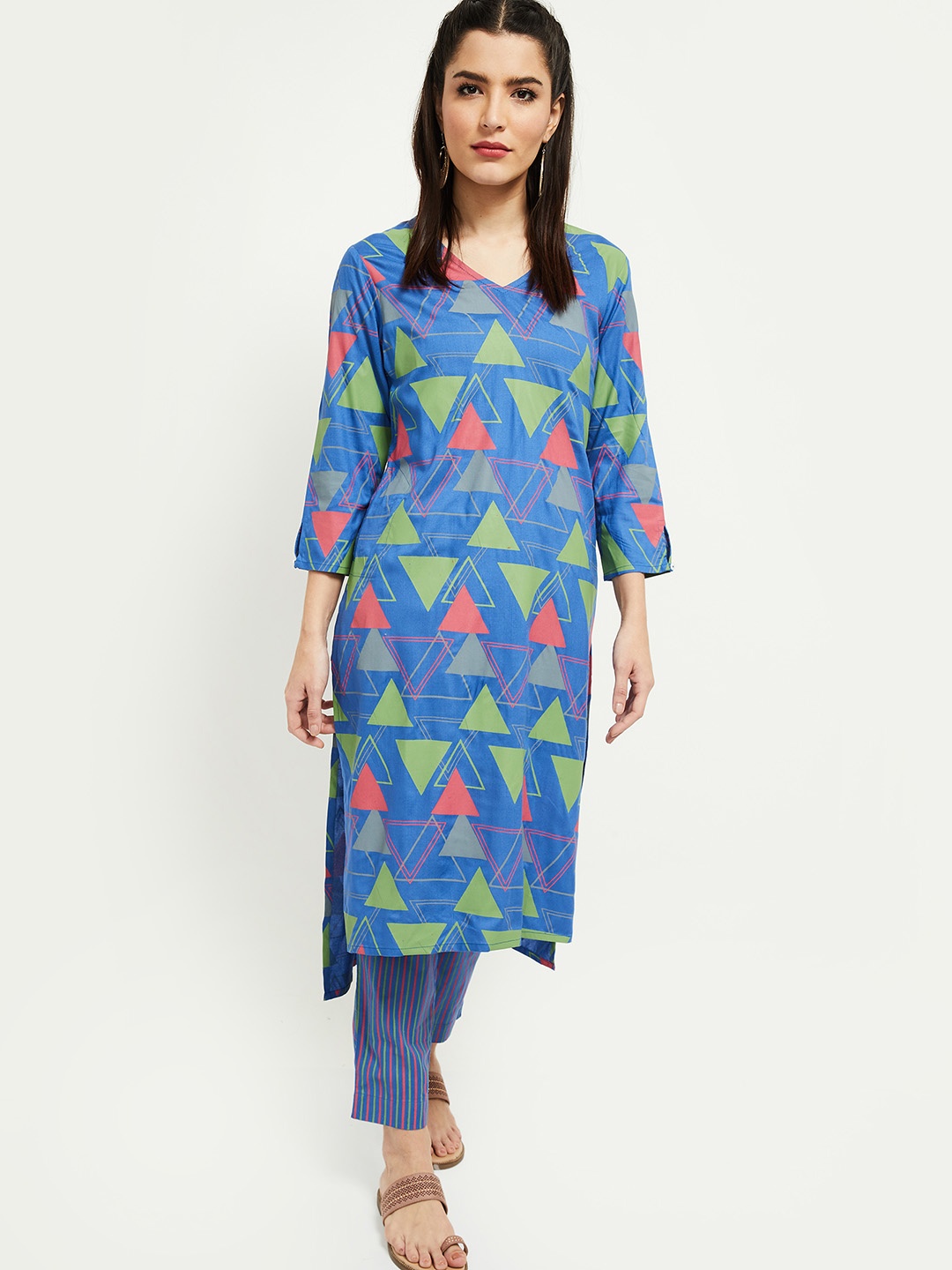 

max Women Blue Printed Regular Kurta with Trousers