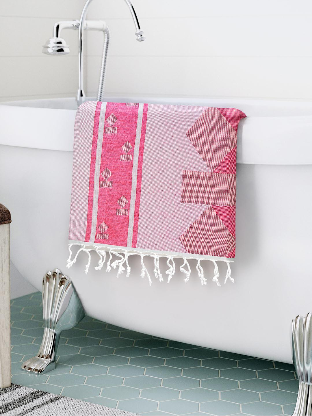 

Story@home Pink & White Printed 200 GSM Pure Cotton Bath Towel