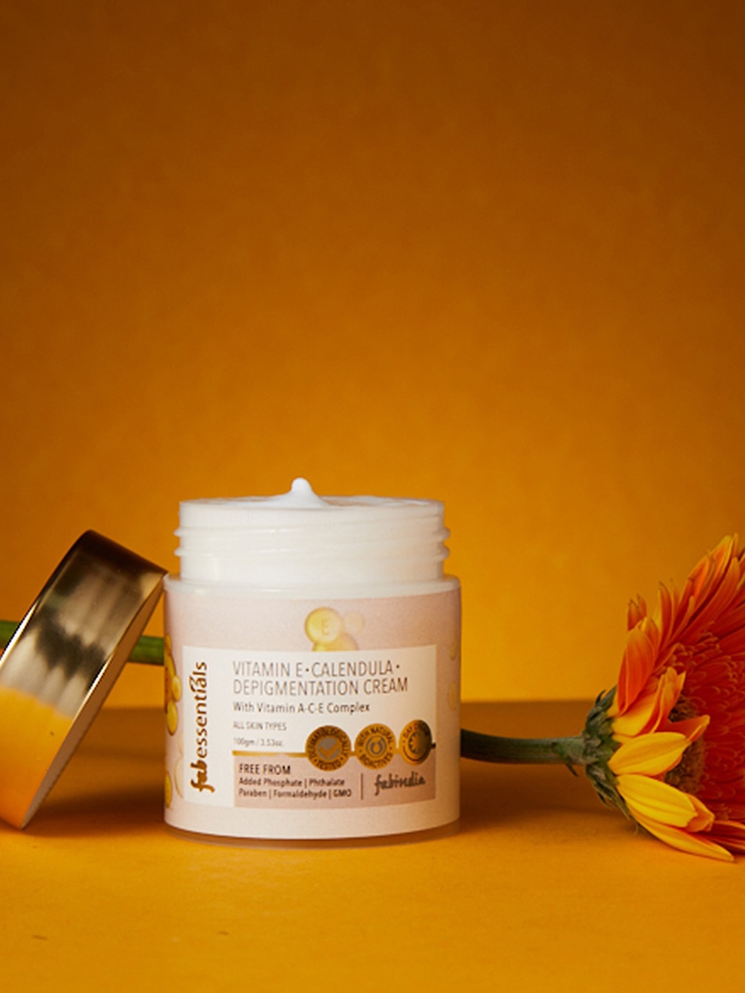 

fabessential Vitamin E Calendula Depigmentation Cream - 100 g, White