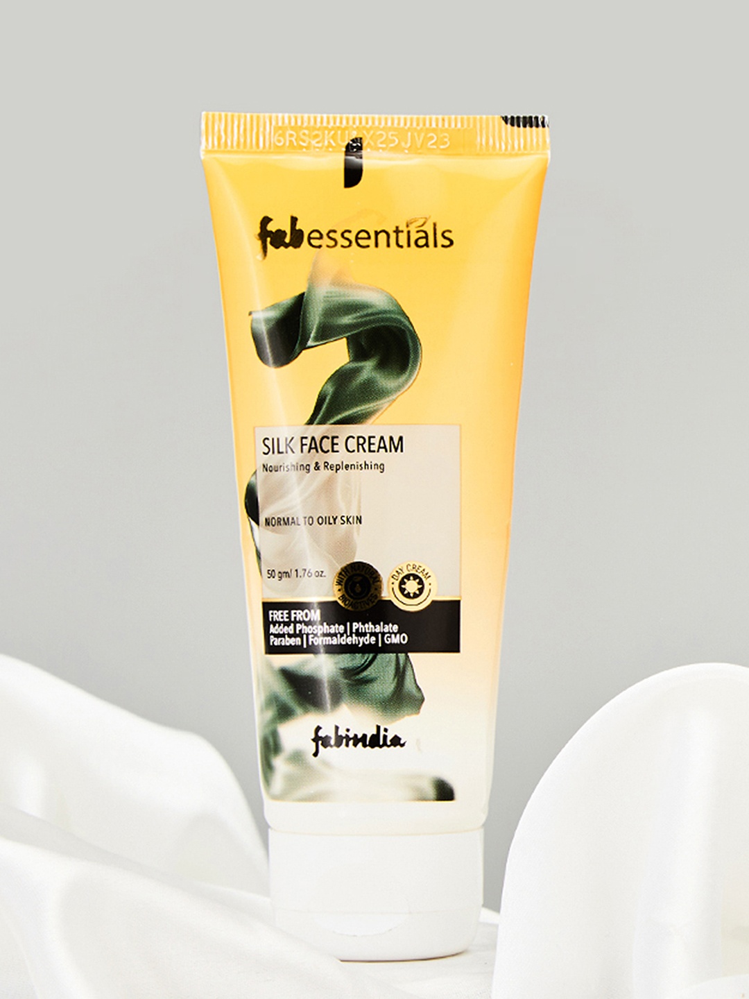 

Fabindia PC Face Silk Nourishing Cream 50g, Yellow