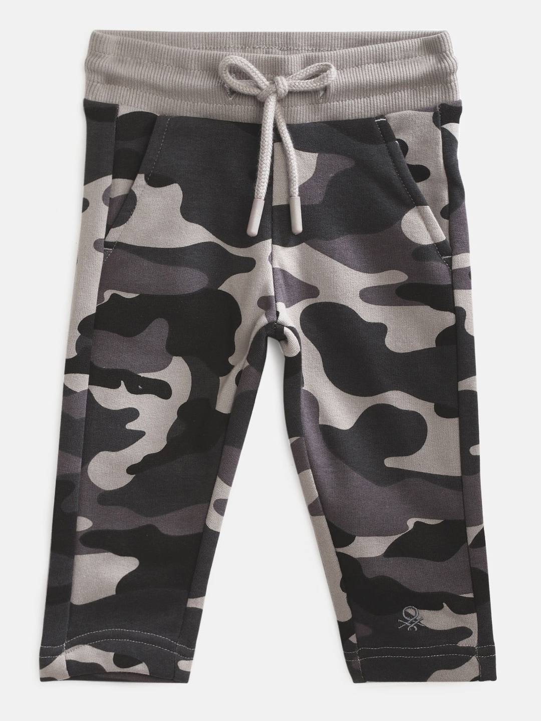 

United Colors of Benetton Boys Grey & Black Camouflage Print Joggers
