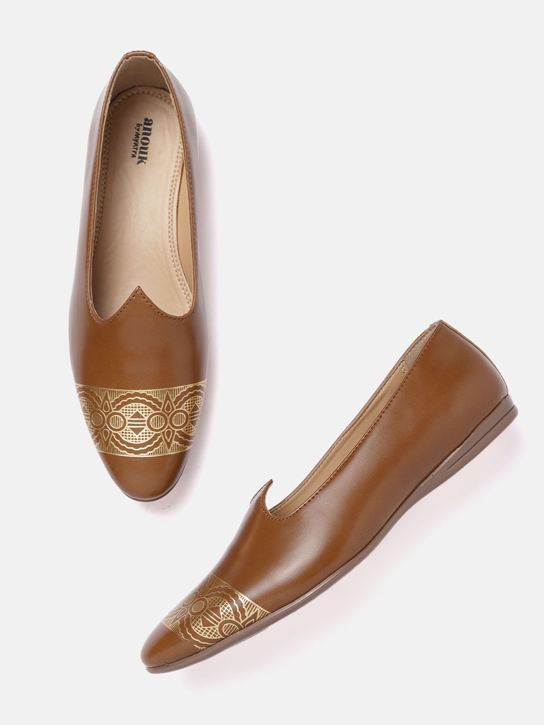 

Anouk Men Brown & Gold-Toned Handcrafted Printed Mojaris