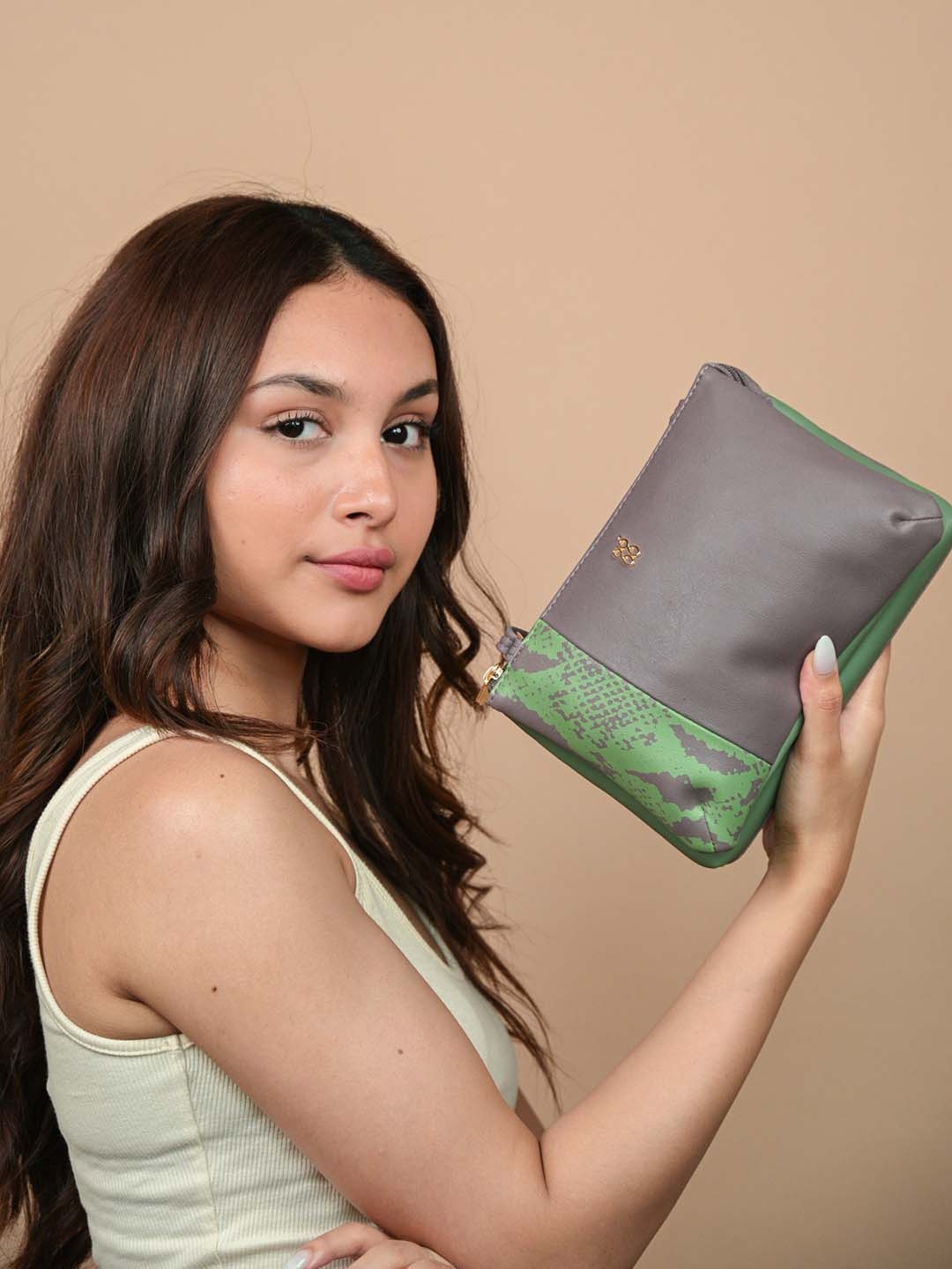 

Baggit Purple Solid Sling Bag