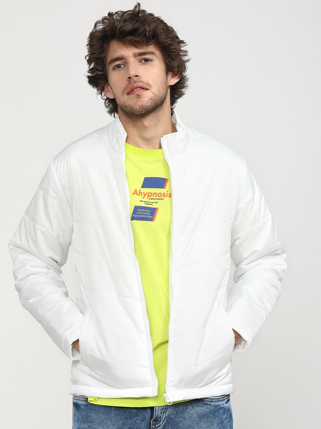 

HIGHLANDER Men White Solid Padded Jacket