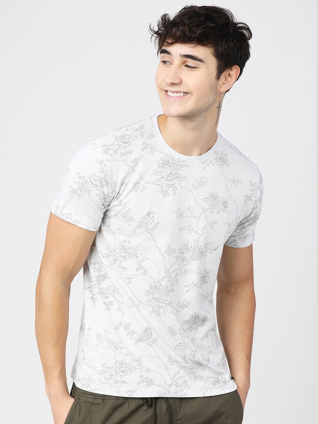 

LOCOMOTIVE Men White Printed Round Neck Raw Edge Slim Fit T-shirt