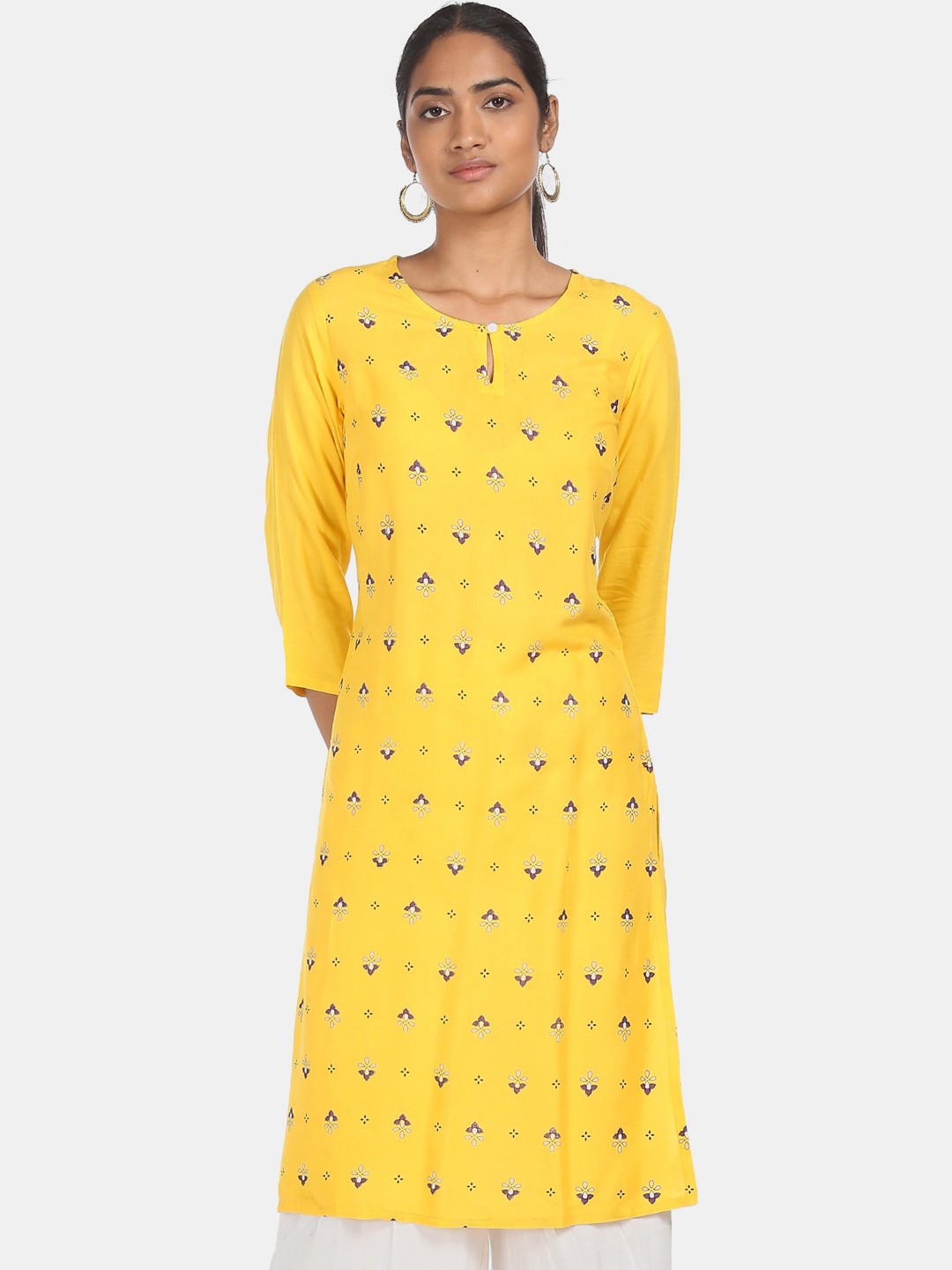 

Karigari Women Yellow Floral Printed Kurta