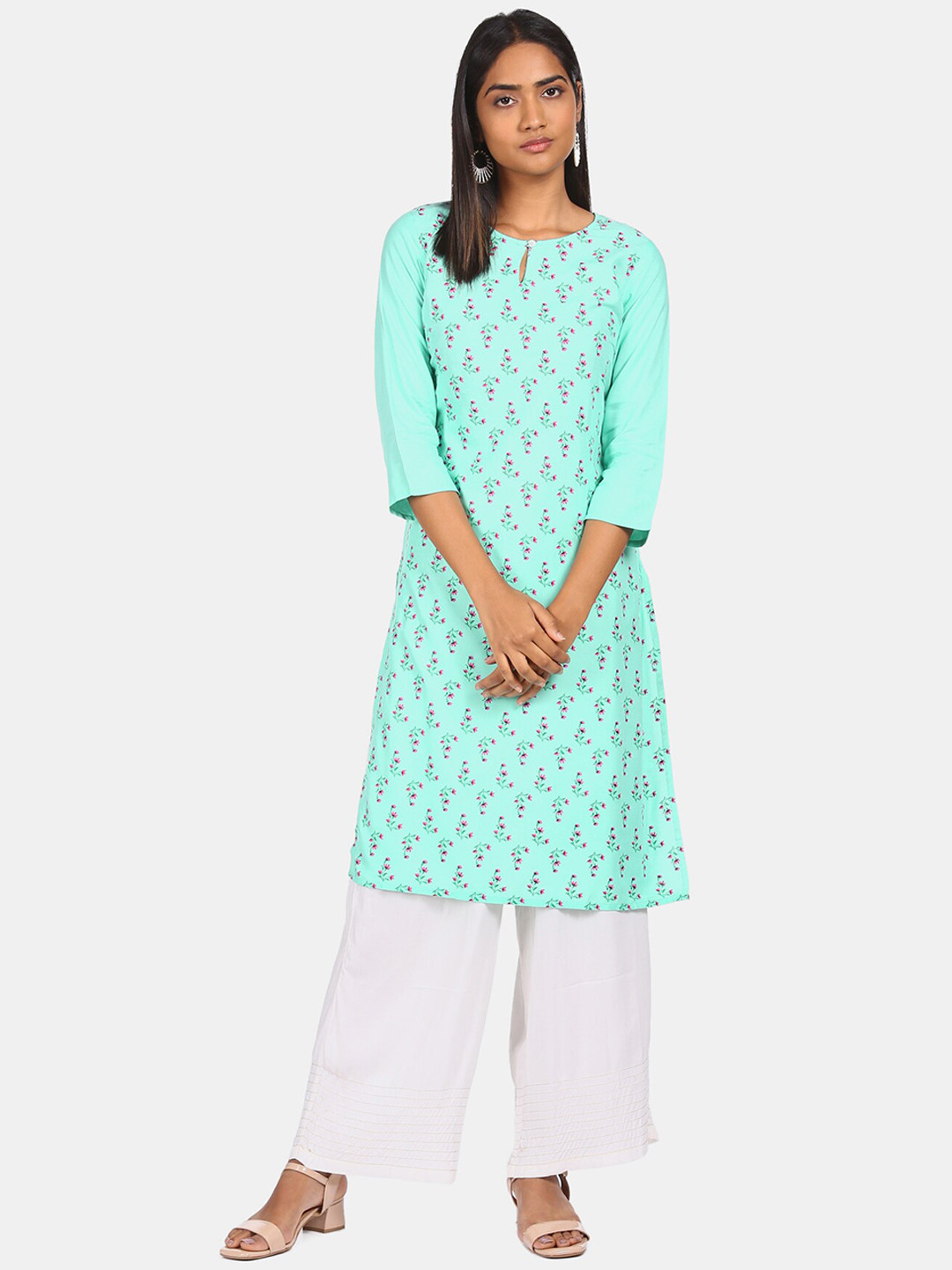 

Karigari Women Blue Floral Embroidered Flared Sleeves Thread Work Kurta