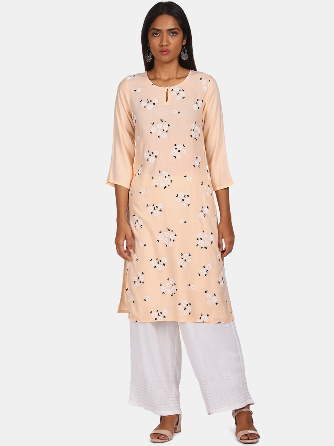 

Karigari Women Pink Floral Printed Thread Work Kurta