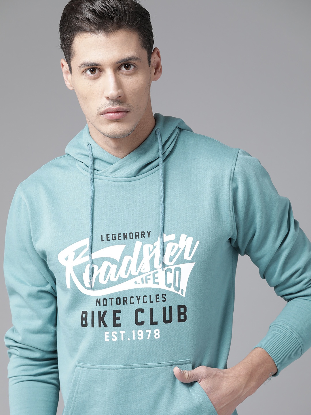 

The Roadster Lifestyle Co Men Blue & White Printed Hooded Sweatshirt