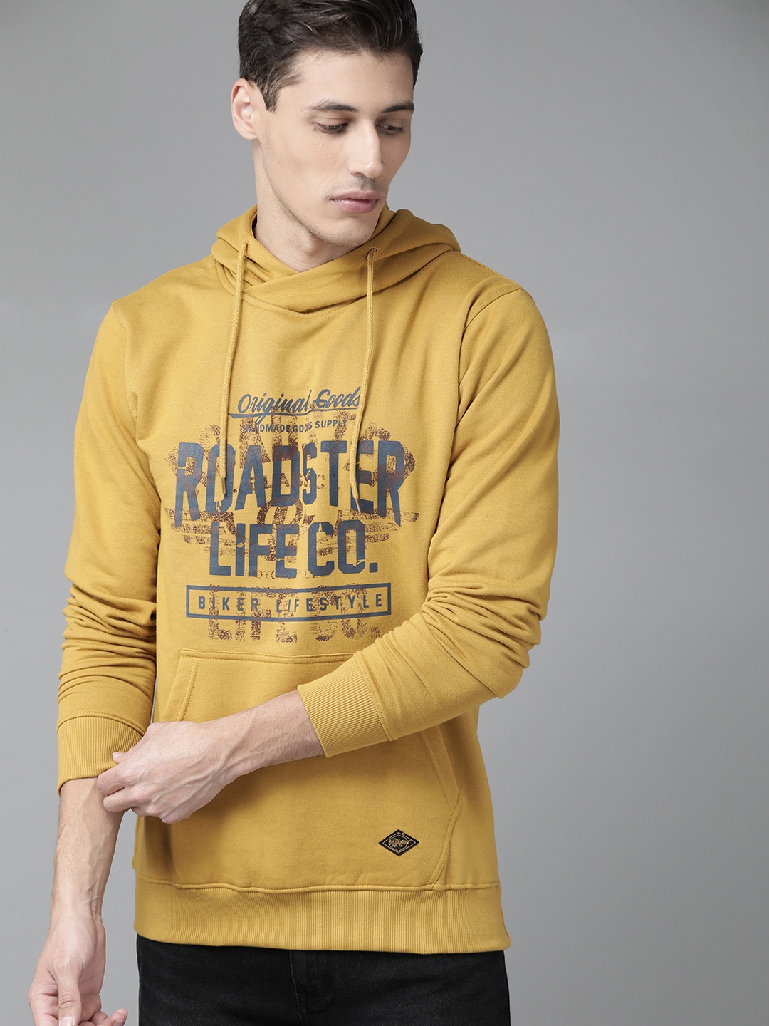 

The Roadster Lifestyle Co Men Mustard Yellow Brand Logo Printed Hooded Sweatshirt