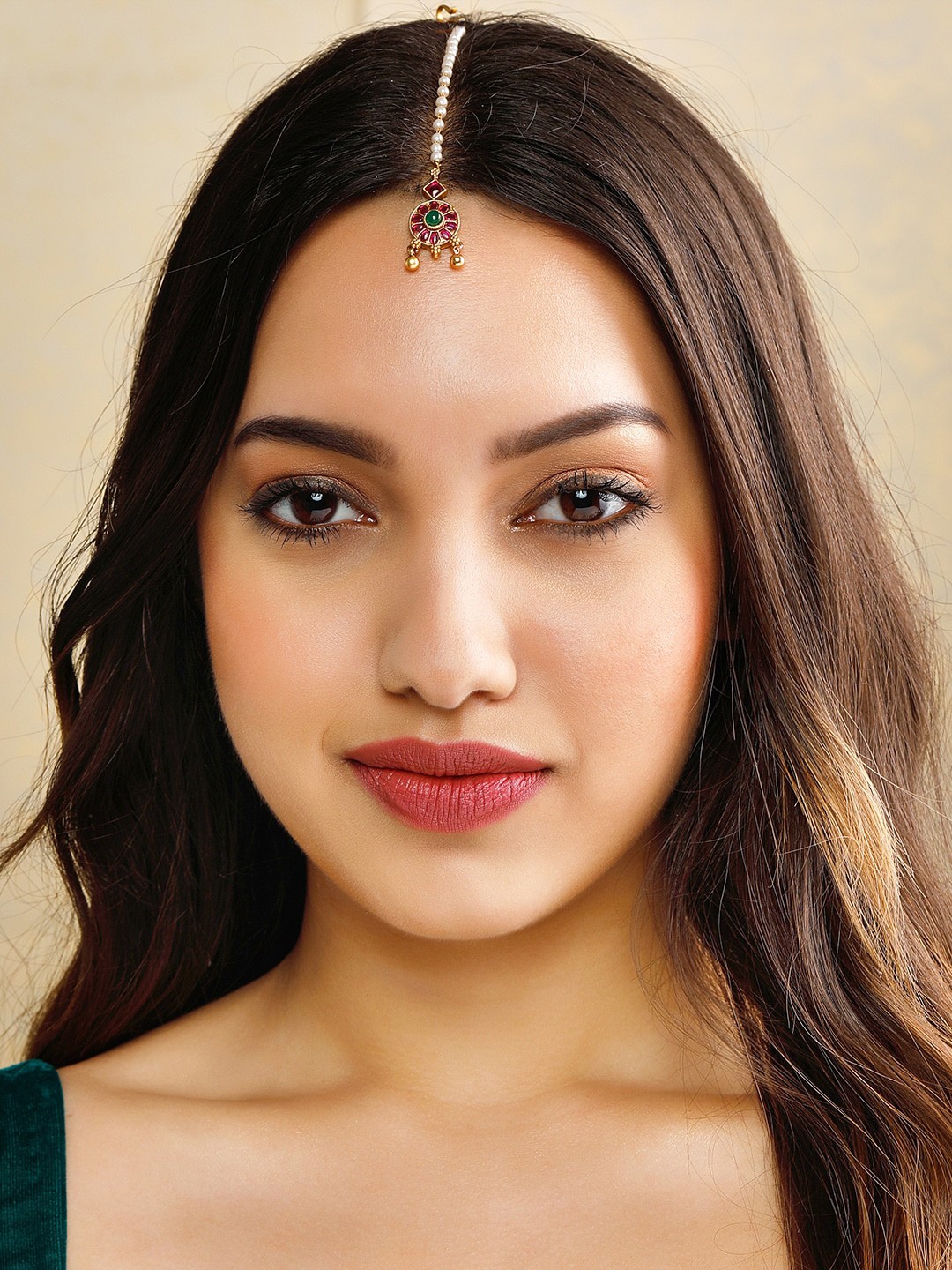 

Rubans Gold-Plated & Red Stone-Studded & Pearls Beaded Maangtika