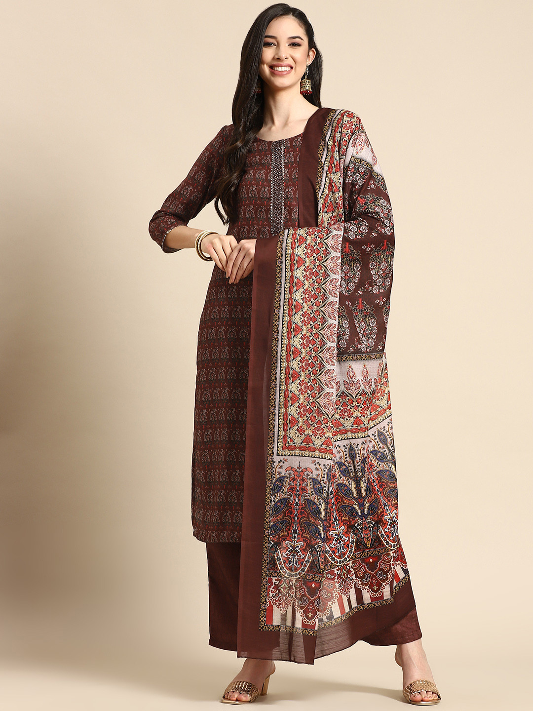 

Prakrti Women Brown Floral Printed Kurta with Trousers & With Dupatta