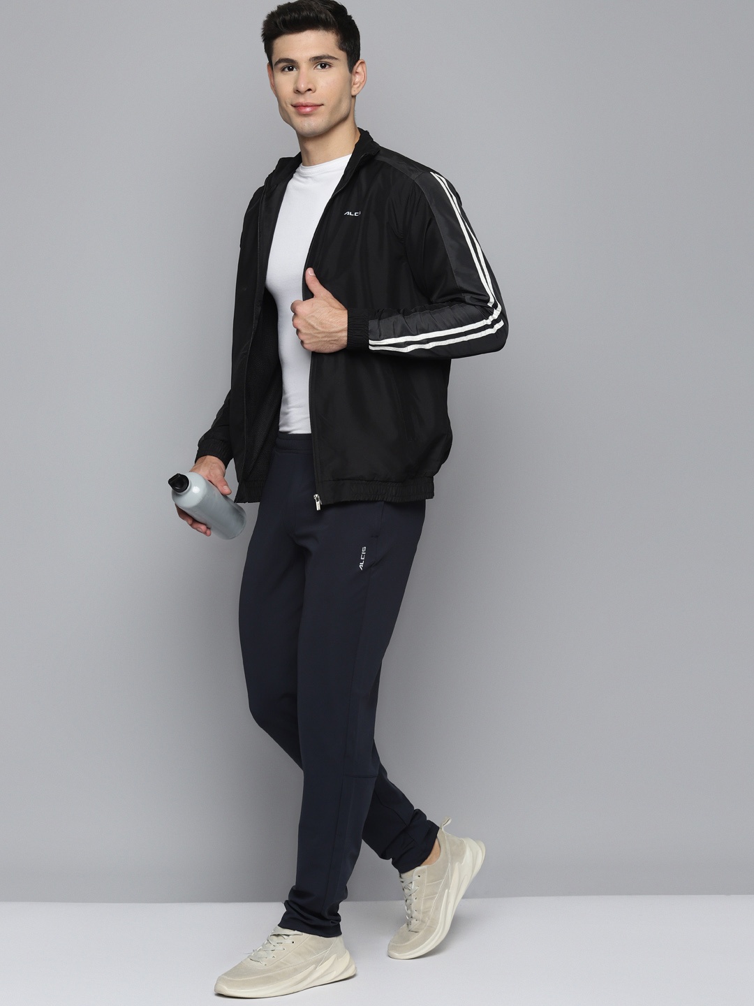

Alcis Men Black Solid Sporty Jacket