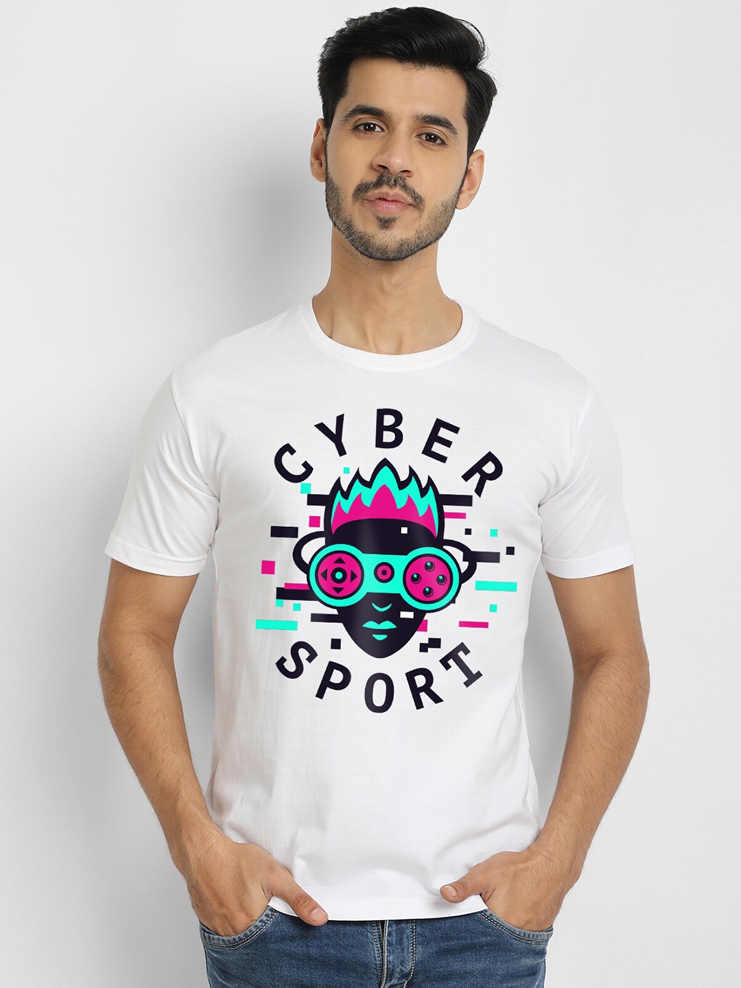 

THREADCURRY Men White Graphic Printed T-shirt