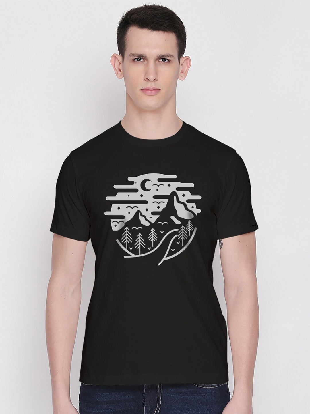 

THREADCURRY Men Black Printed Applique T-shirt