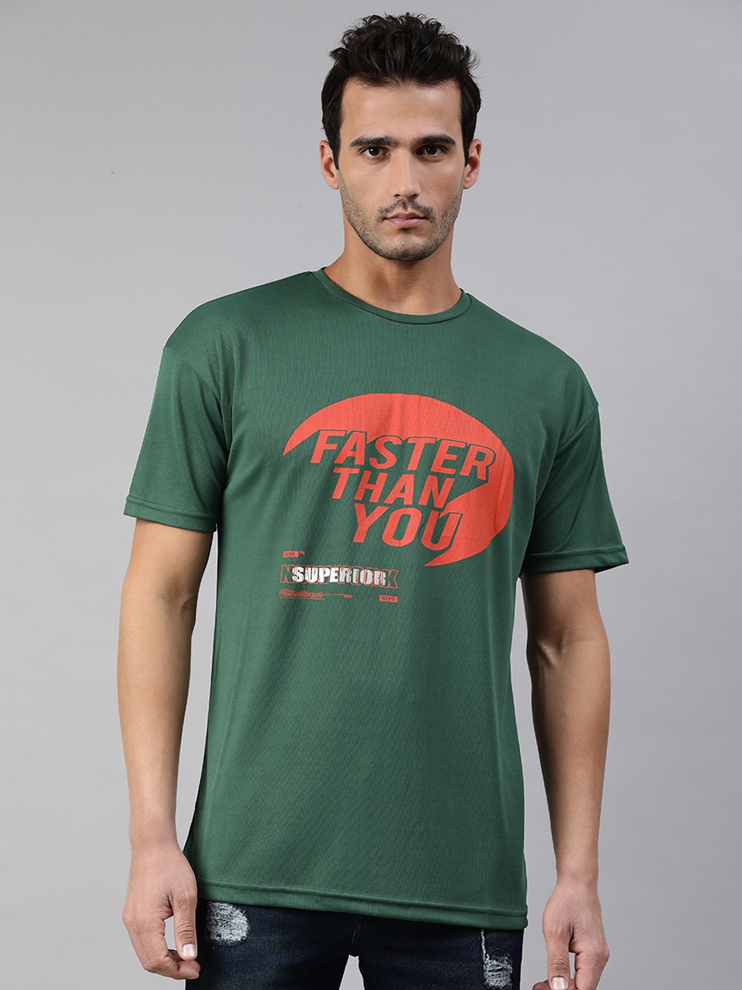 

abof Men Green & Red Typography Printed Drop-Shoulder Sleeves T-shirt