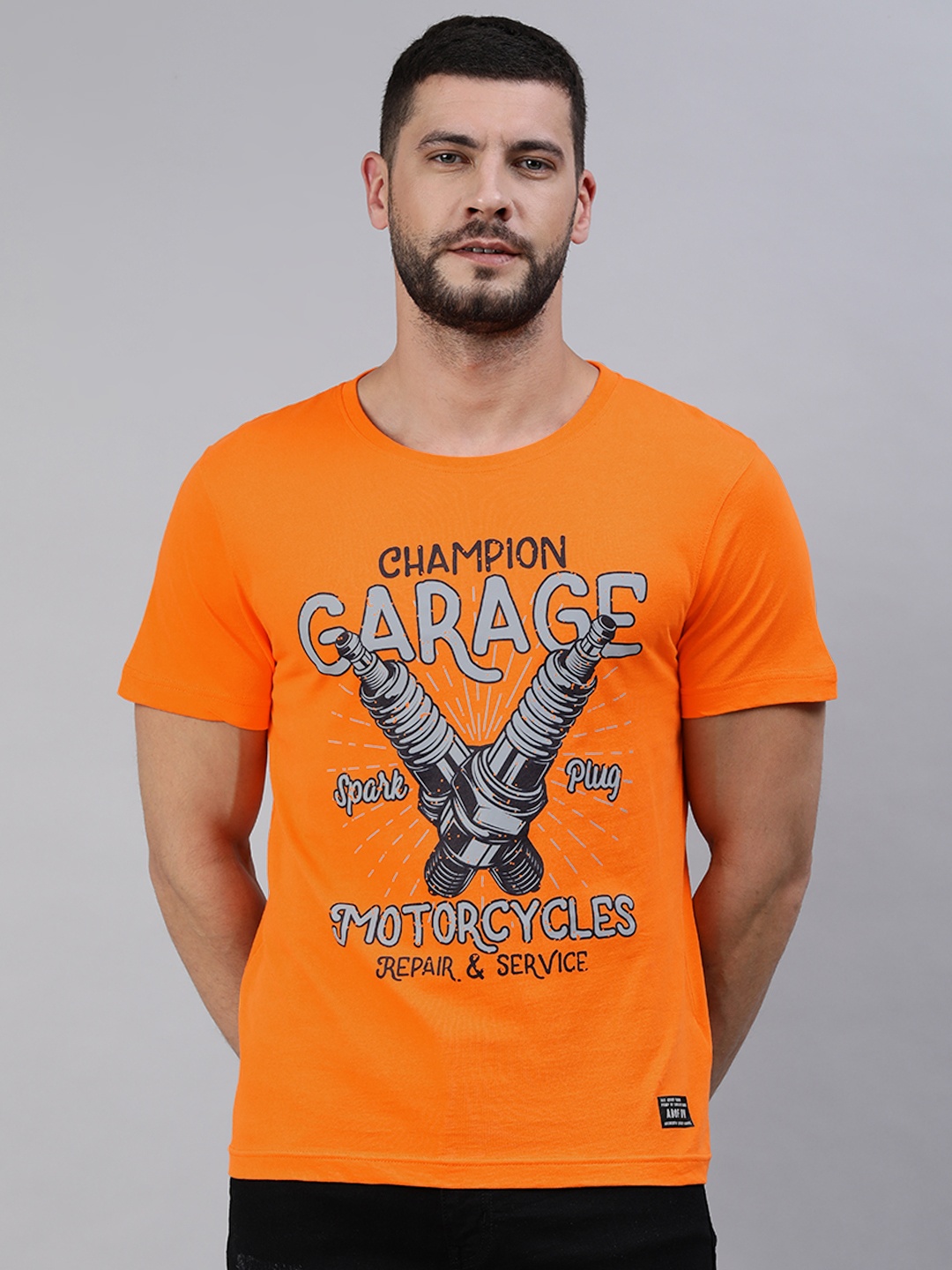 

abof Men Orange Graphic Printed Pure Cotton Casual T-shirt