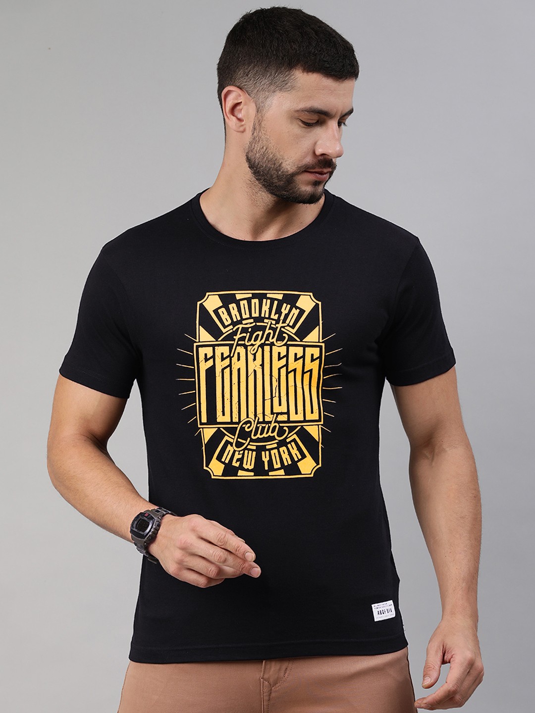 

abof Men Black Typography Printed Pure Cotton T-shirt